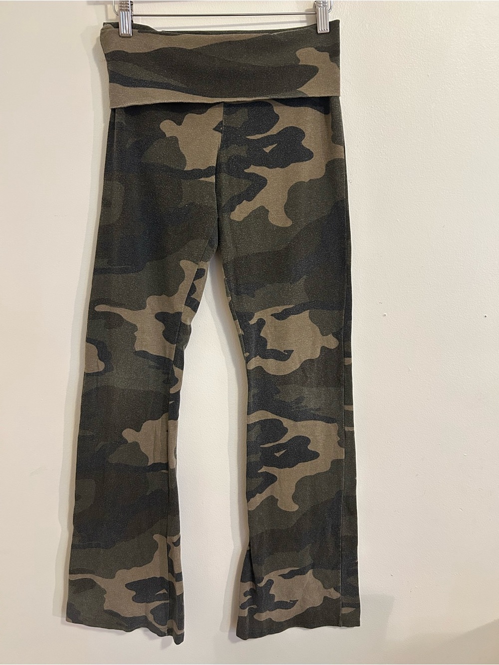 Brandy Melville Camo Leggings